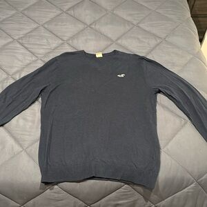 Hollister sweater